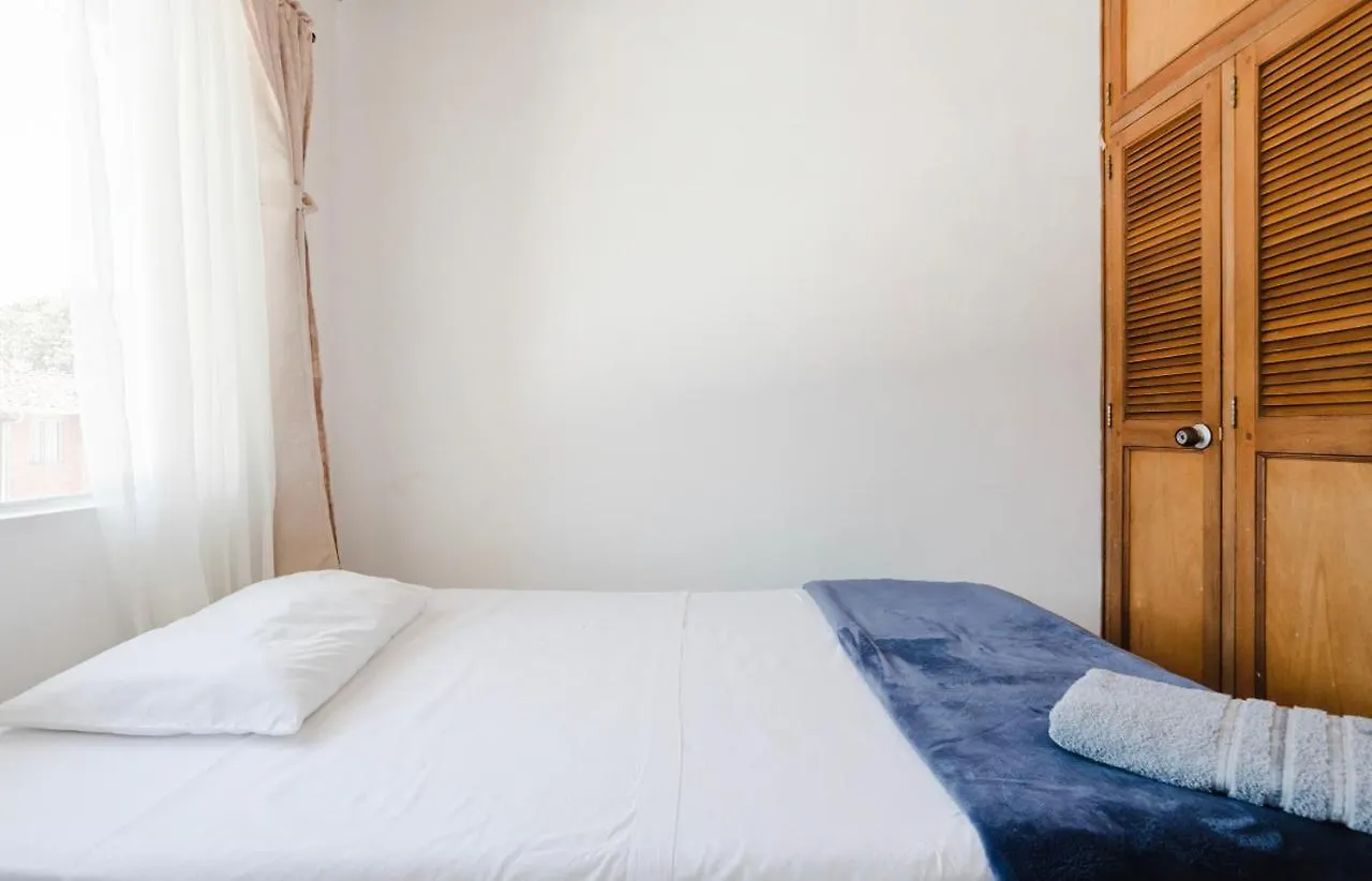 Habitaciones - Casa En Urbanizacion Terracota Medellin Homestay